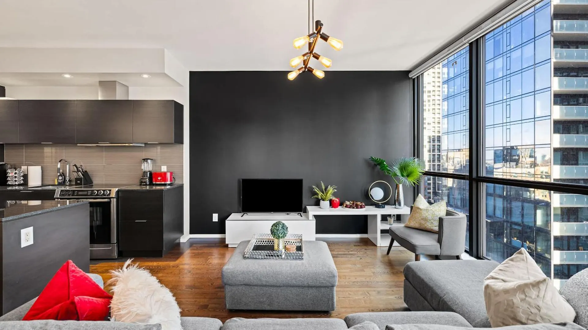 Urban Executive Oasis Dt To Apartment Toronto