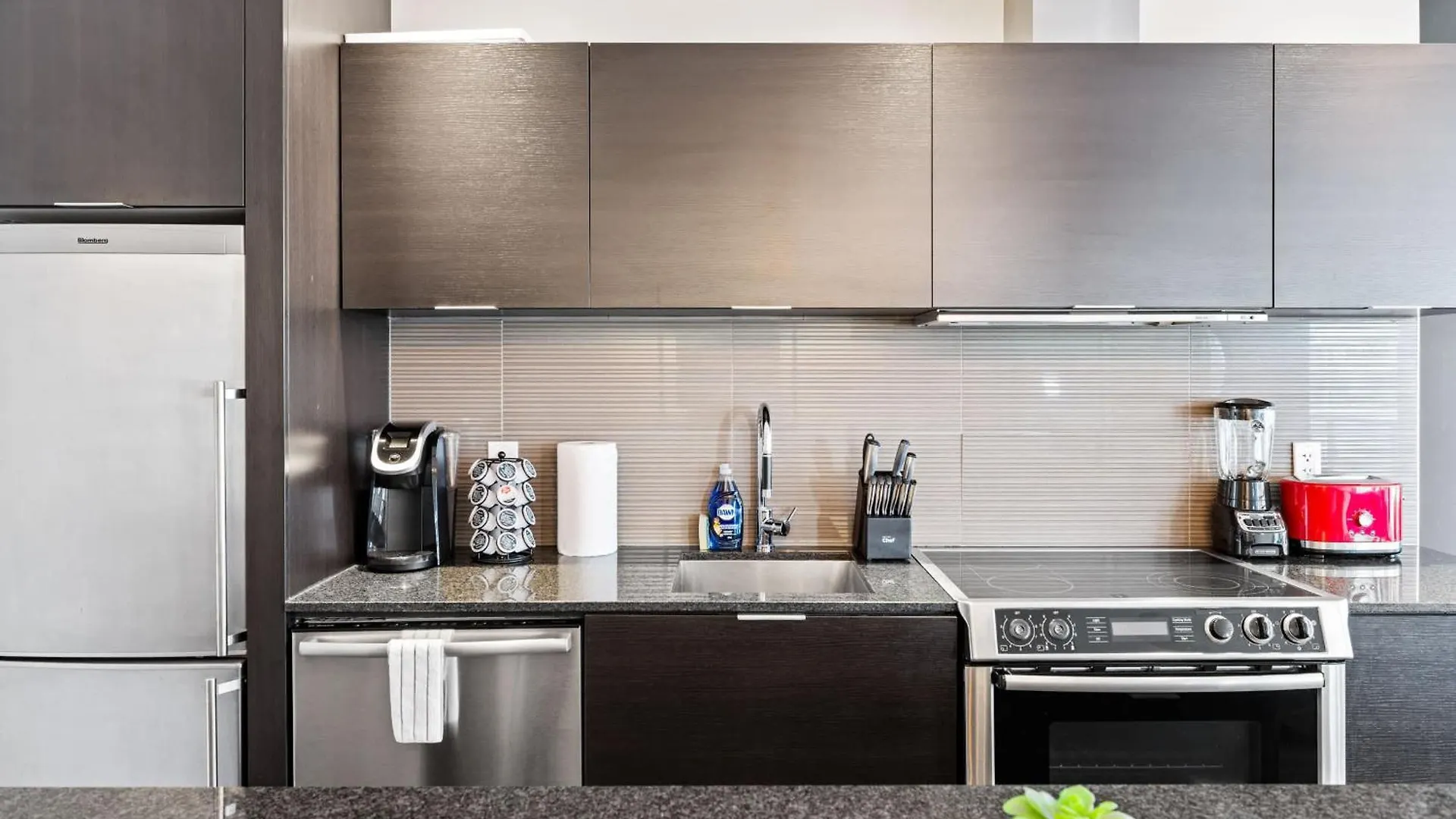Urban Executive Oasis Dt To Apartment Toronto 0*,